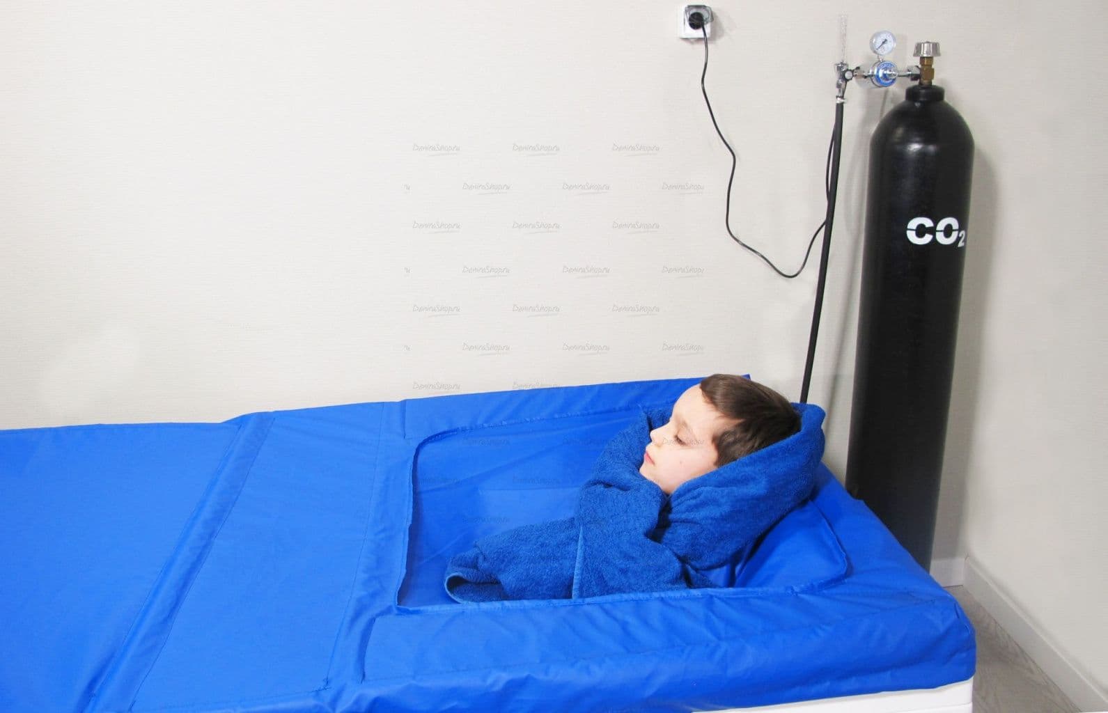 Пароуглекислая ванна «Оккервиль Комби» (с дверцей)  Physiotechnica 