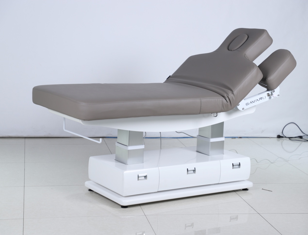 Кушетка M6502 с 4 электроприводами картинки Sawaru M6502WG 