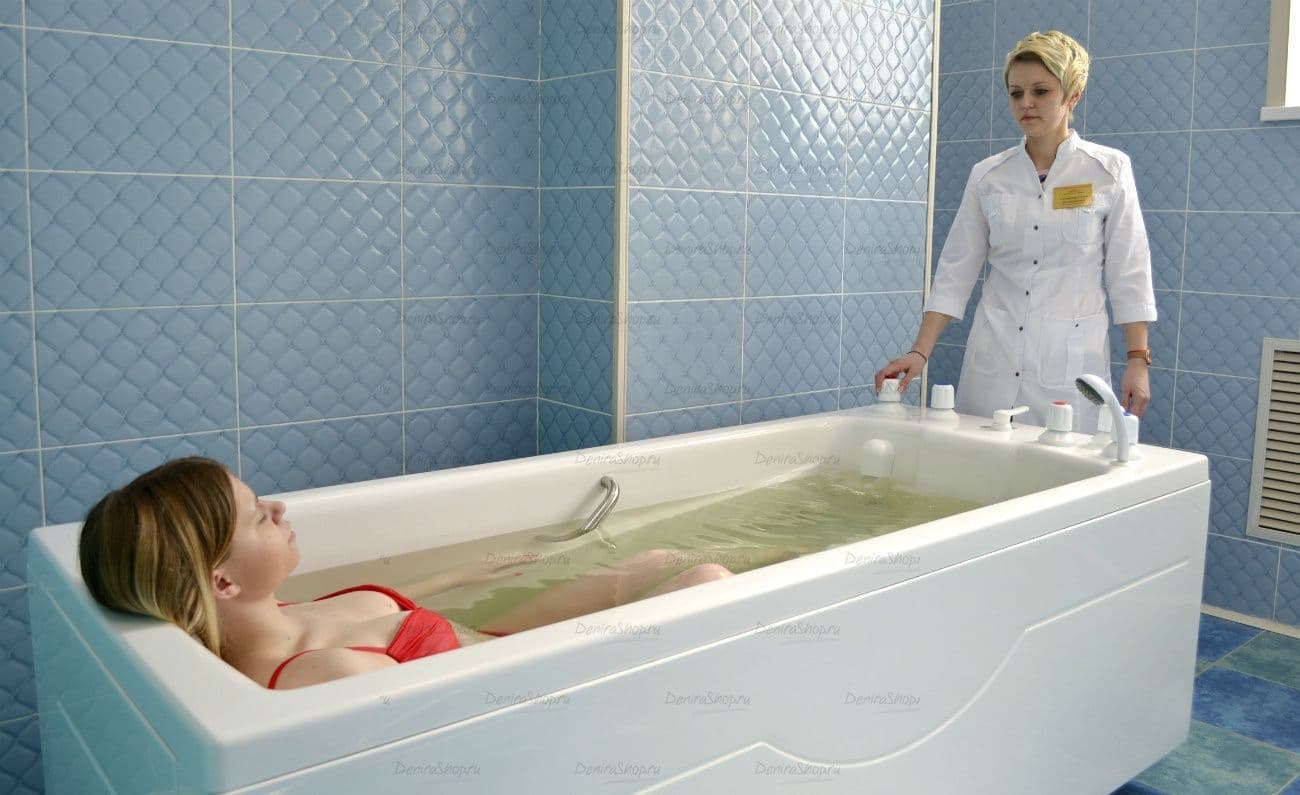 Ванна водолечебная «Оккервиль» анатомической формы бальнеологическая  Physiotechnica 