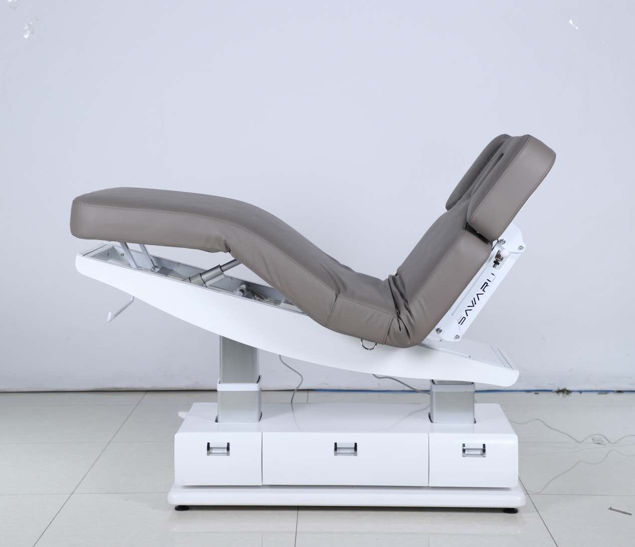 Кушетка M6502 с 4 электроприводами картинки Sawaru M6502WG 