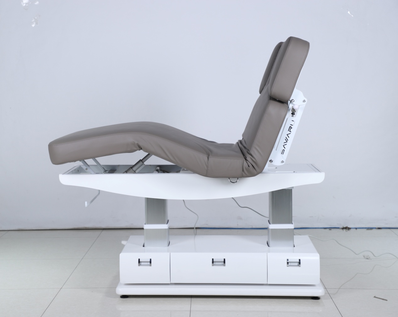 Кушетка M6502 с 4 электроприводами картинки Sawaru M6502WG 