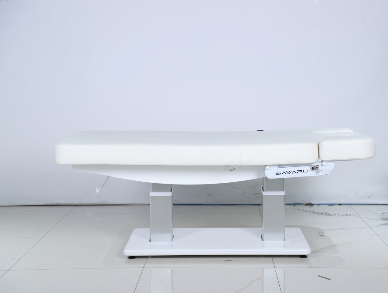 Кушетка M6502WG с 4 электроприводами картинки Sawaru M6502WG 