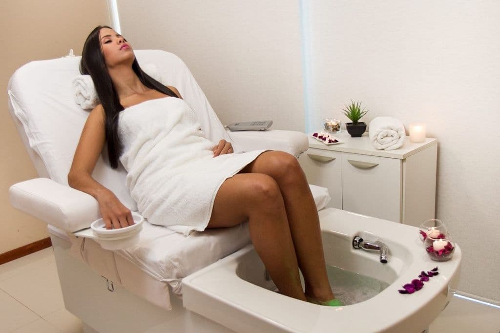 Многофункциональная кушетка с ванной для педикюра All in One TERMIC картинки  Nilo Spa Design 9021T 
