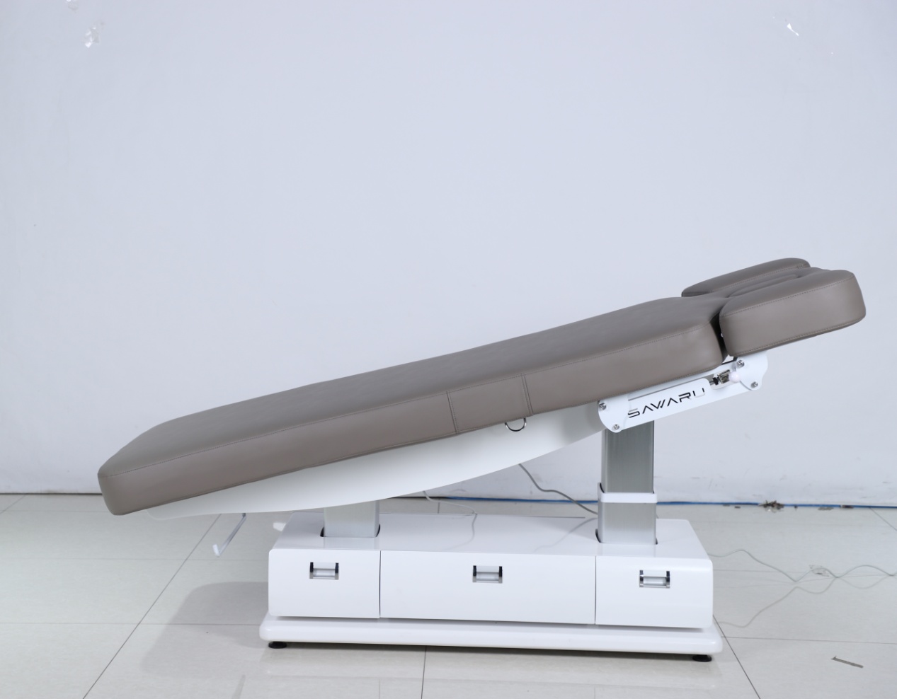 Кушетка M6502 с 4 электроприводами картинки Sawaru M6502WG 