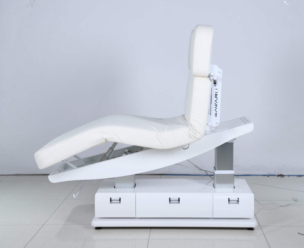 Кушетка M6502 с 4 электроприводами картинки Sawaru M6502WG 