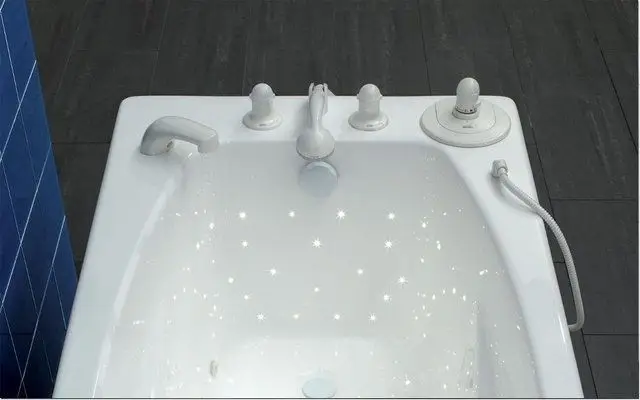 Гидромассажная медицинская ванна Luxury-Starlight  Unbescheiden baden baden 