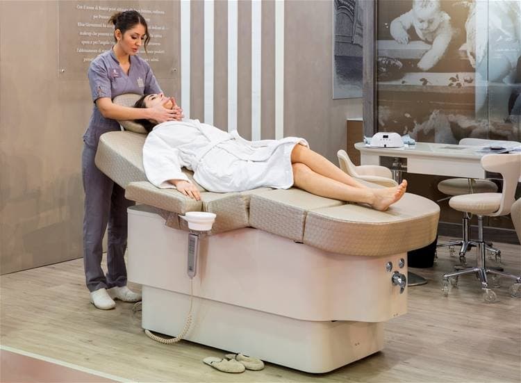 Многофункциональная  кушетка с ванной для педикюра All in One картинки  Nilo Spa Design 9021 