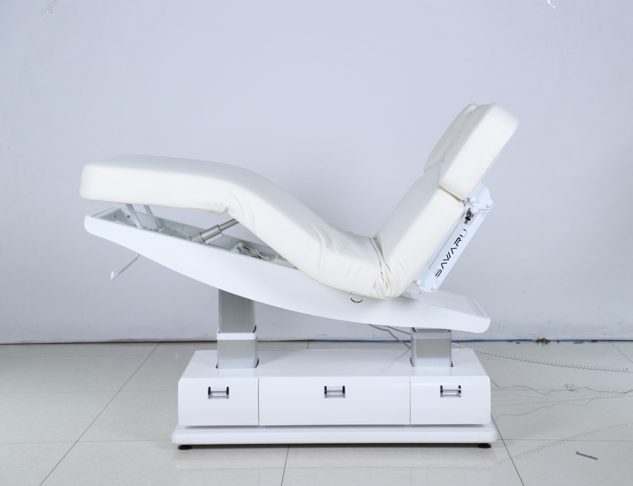 Кушетка M6502 с 4 электроприводами картинки Sawaru M6502WG 
