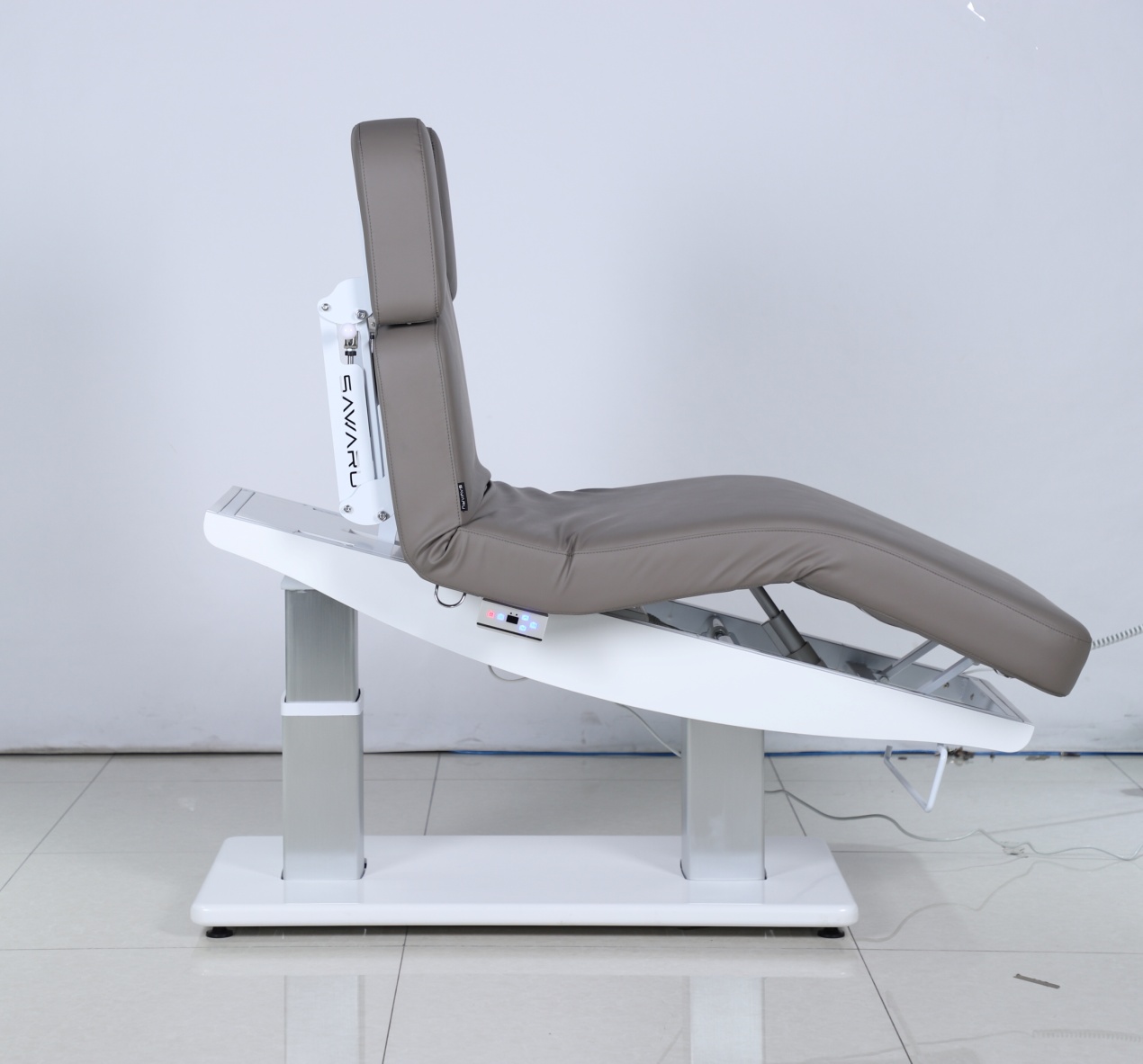 Кушетка M6502WG с 4 электроприводами картинки Sawaru M6502WG 