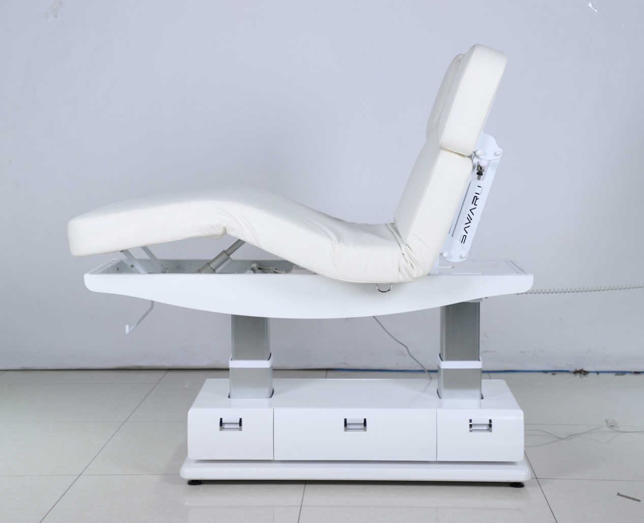 Кушетка M6502 с 4 электроприводами картинки Sawaru M6502WG 